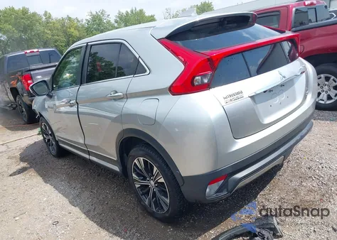2018 Mitsubishi Eclipse Cross Se/Sel z USA, uszkodzony, nr VIN JA4AT5AA7JZ070666